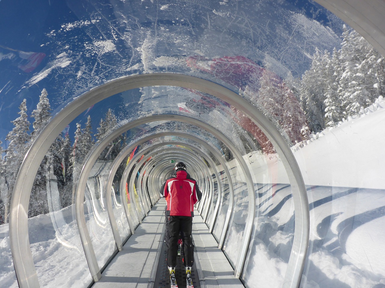 Image - lift treadmill skiing transport