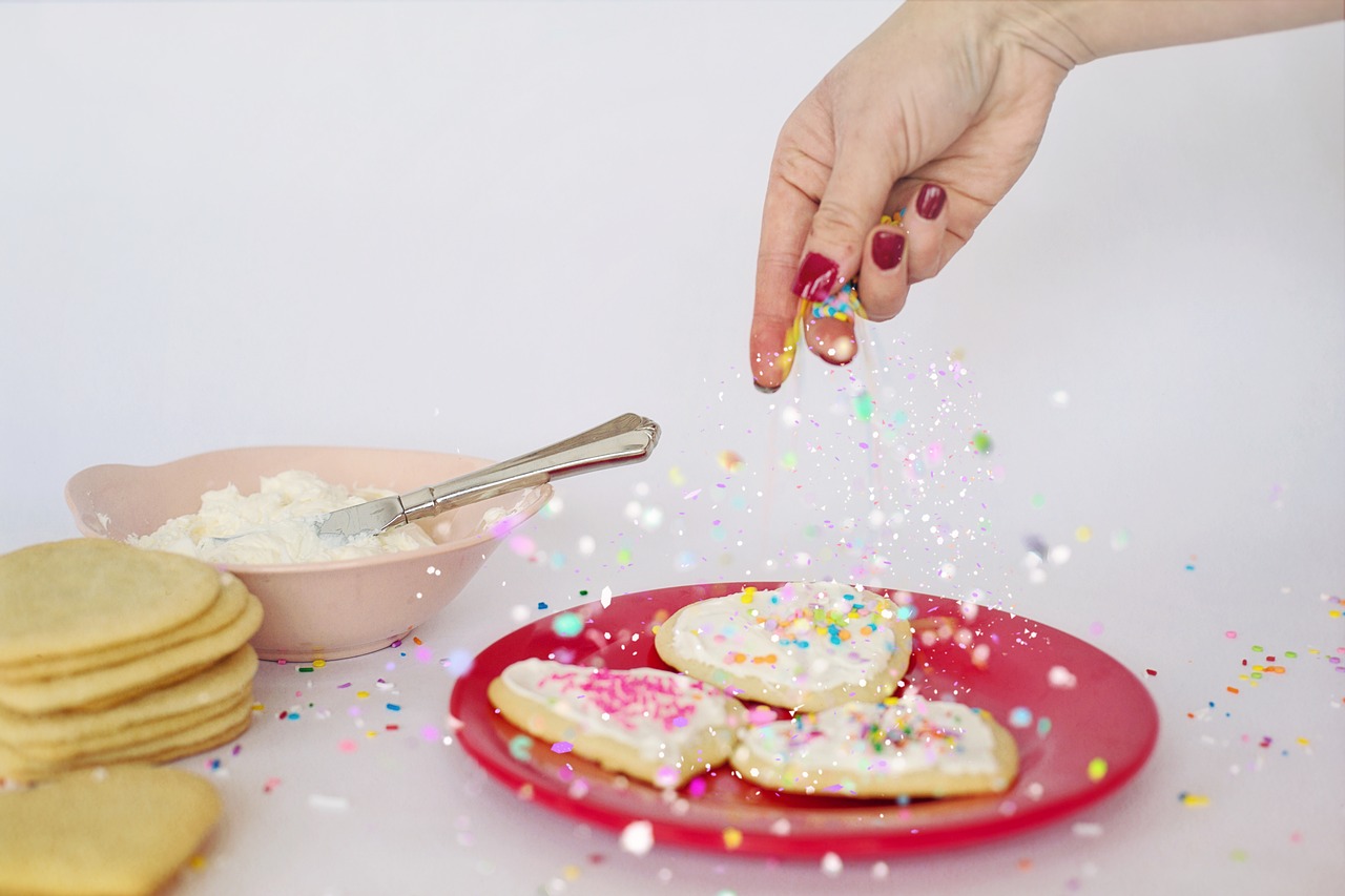Image - cookies baking sprinkles