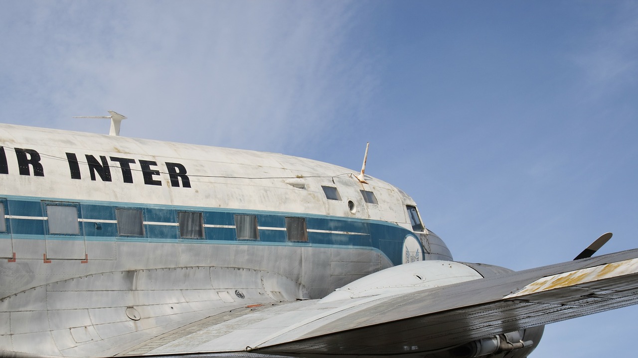 Image - aircraft fly propeller