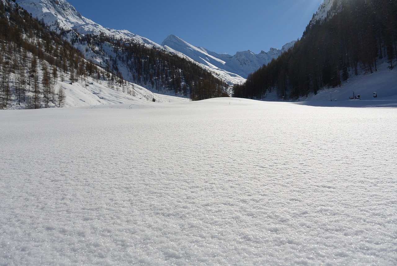 Image - snow landscape unaffected just
