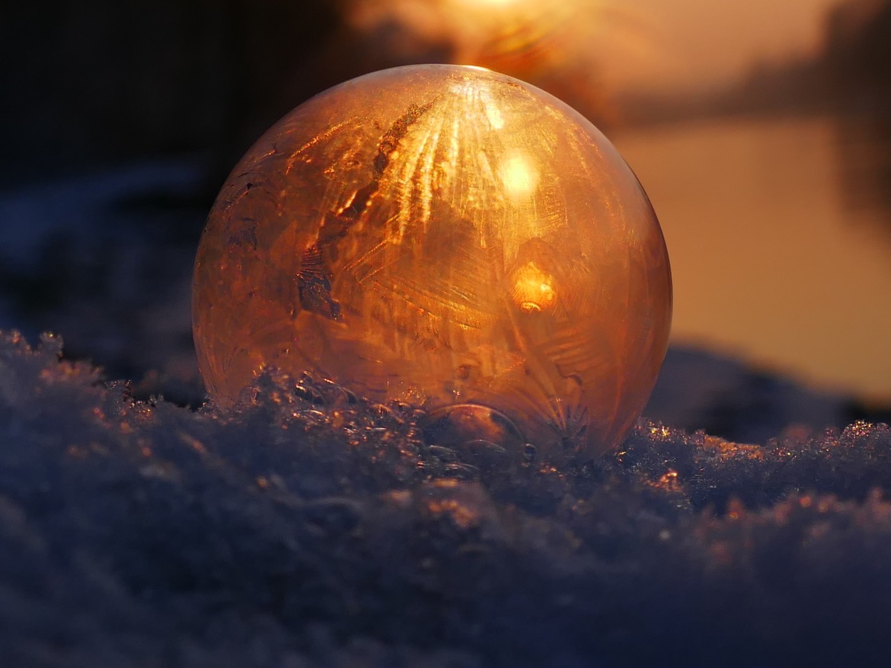 Image - soap bubble frozen frost winter