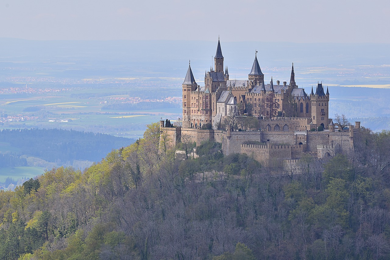 Image - castle mountain schlos