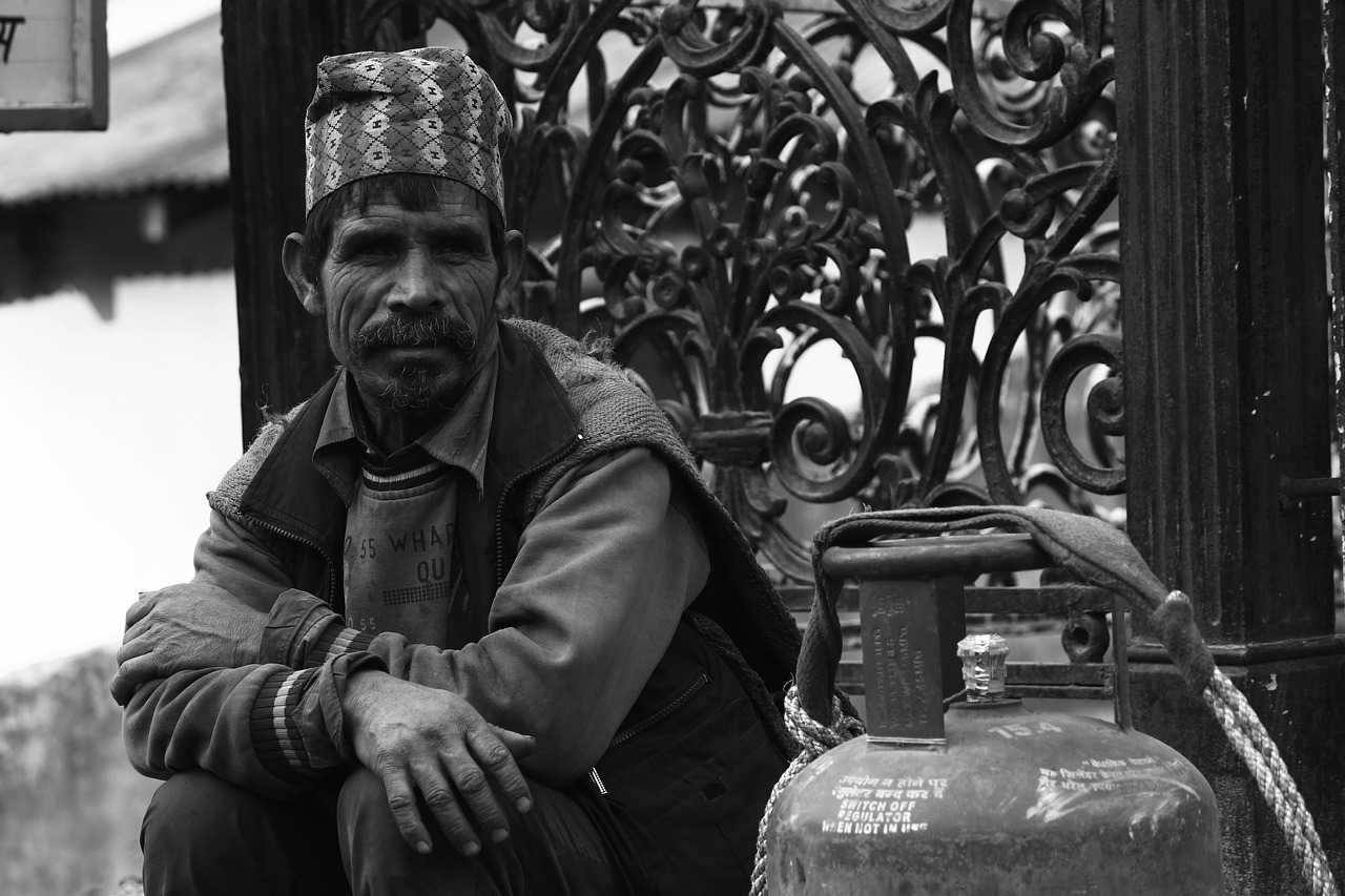 Image - poor old man poverty waiting