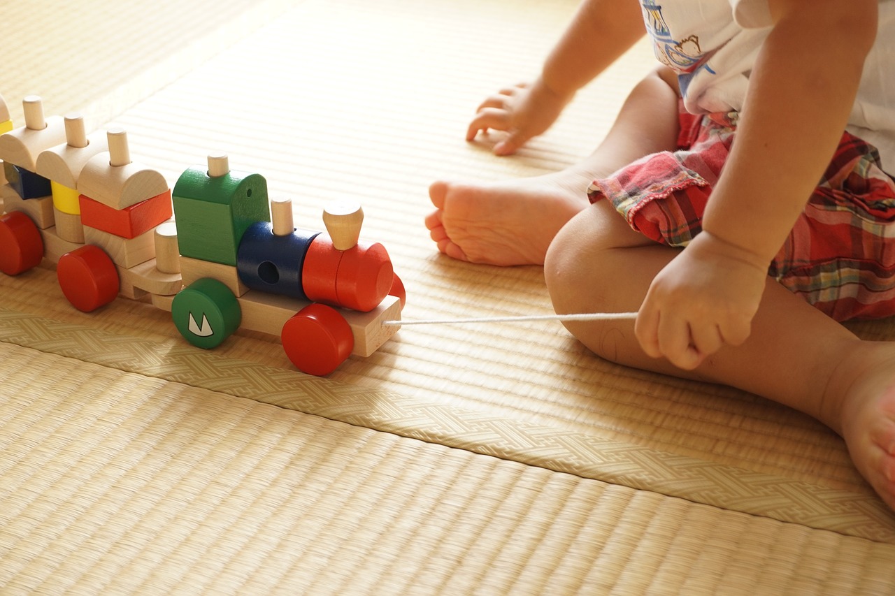 Image - toddler building block pull pulling