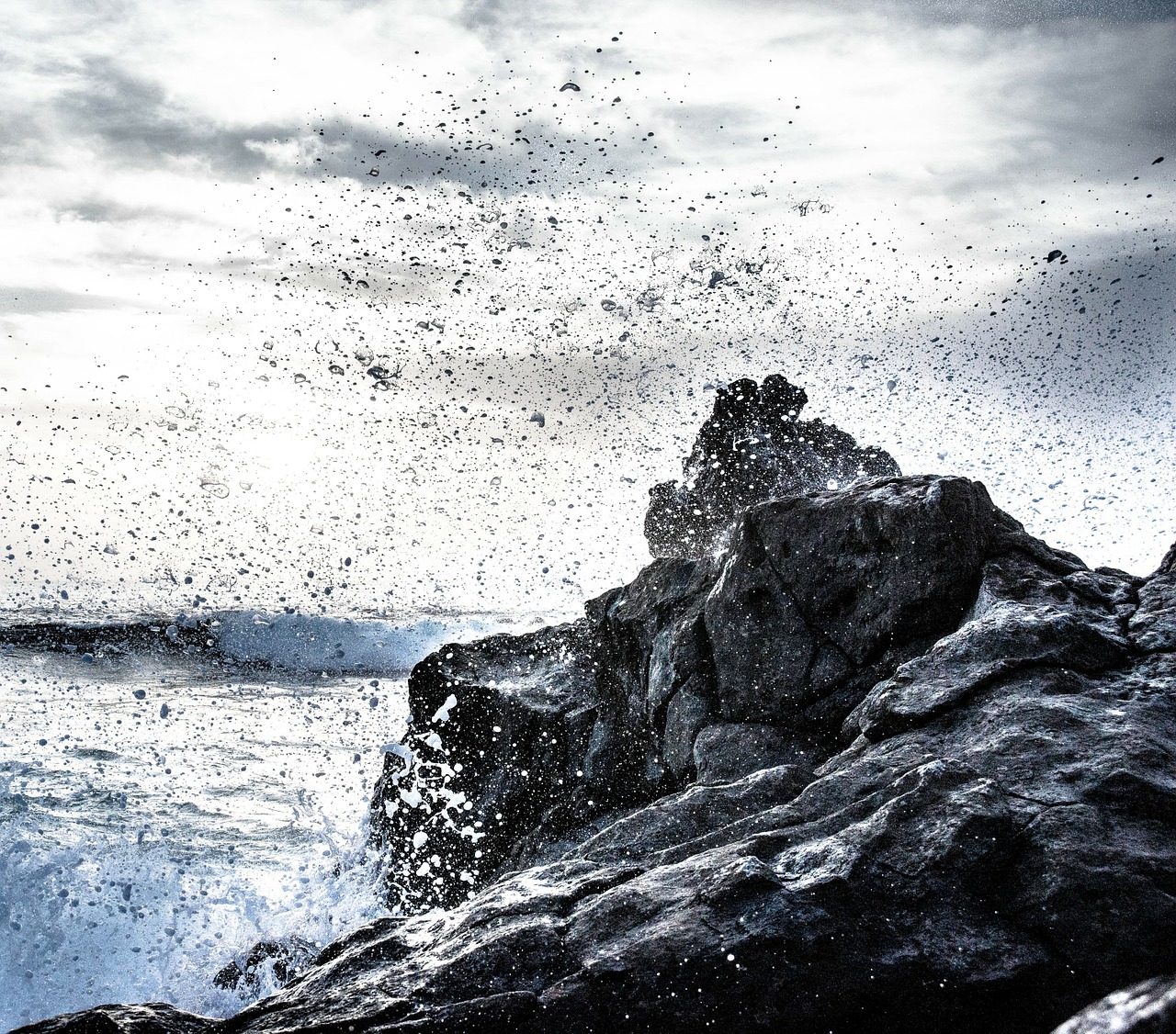 Image - lanzarote el golfo rock back light