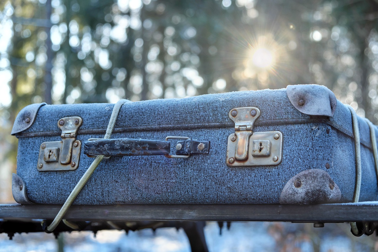 Image - luggage cardboard suitcase worn