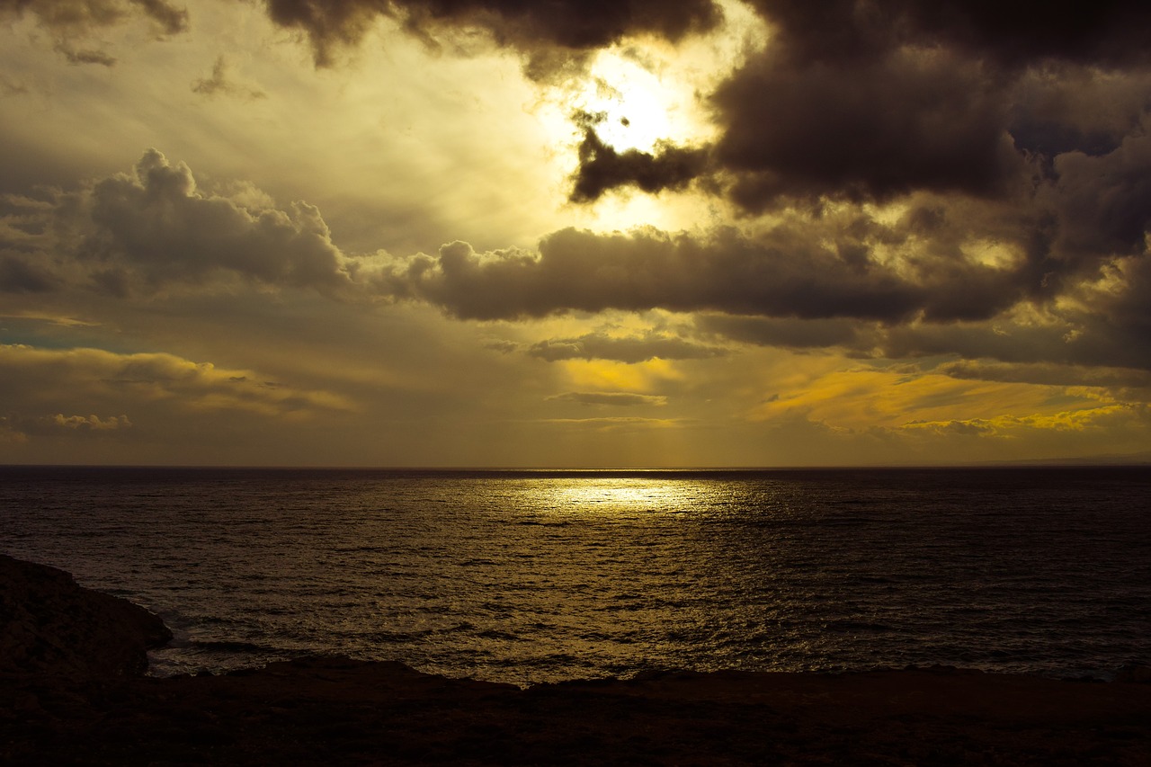 Image - sea sky clouds winter scenery