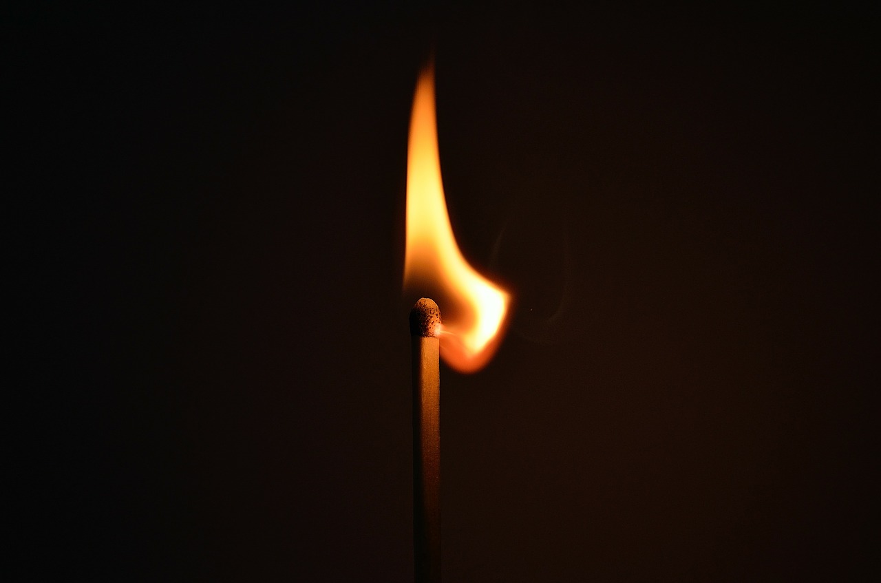 Image - matchstick fire light striking