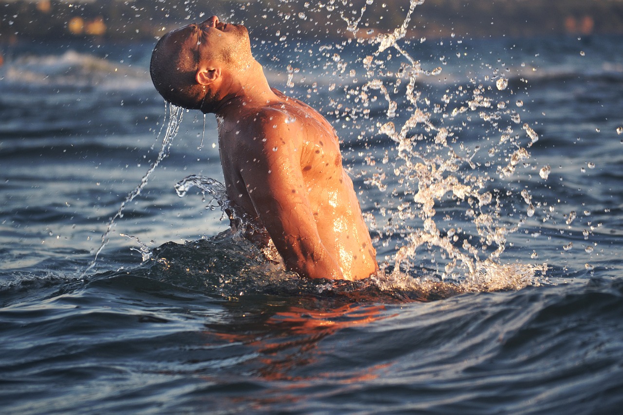 Image - man waves water sea splash motion