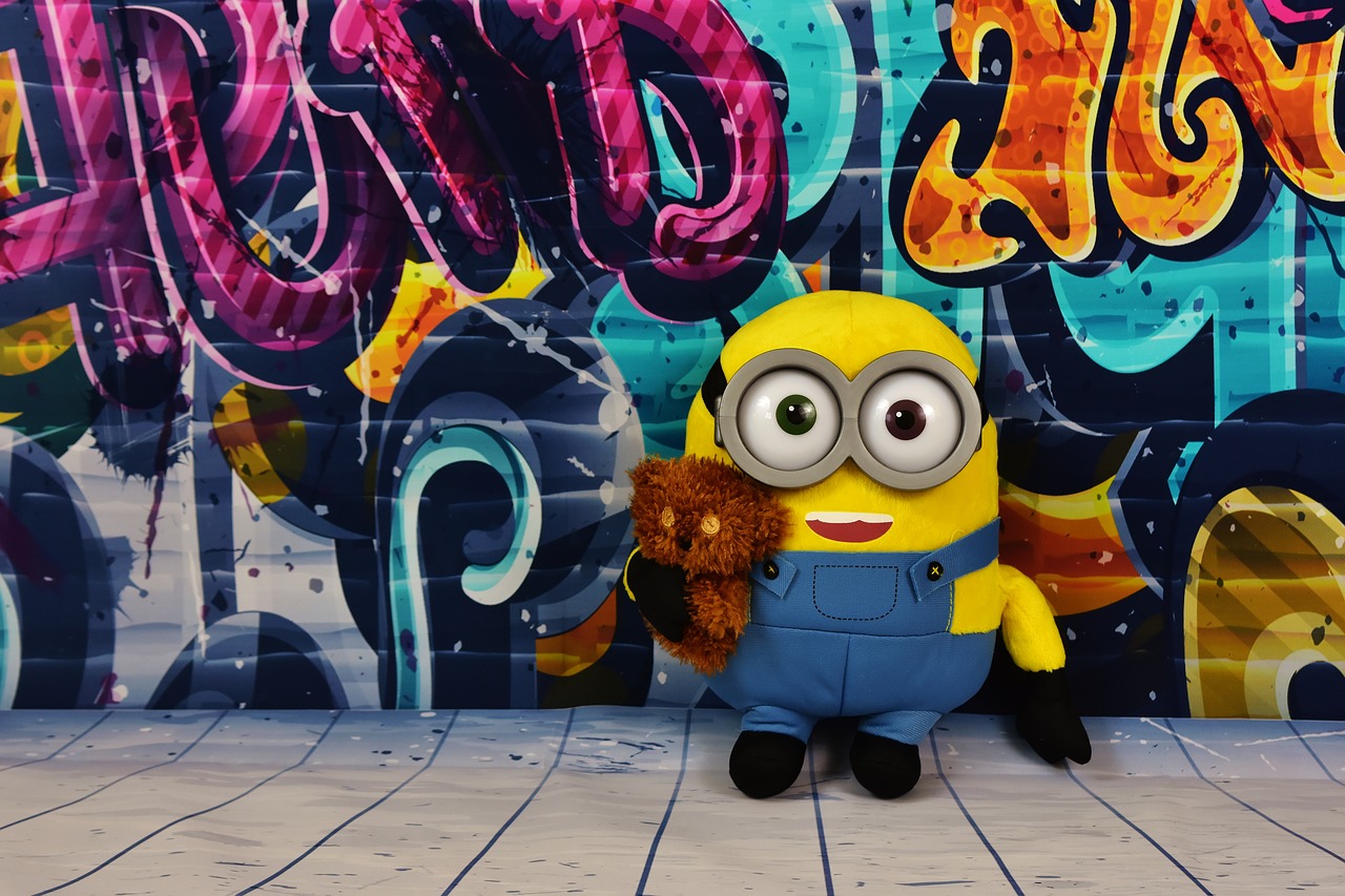 Image - graffiti colorful minion teddy