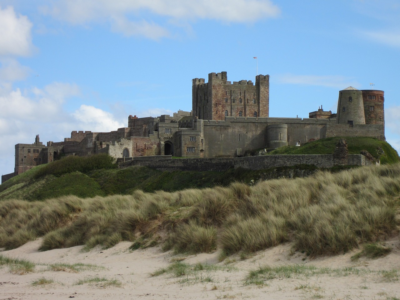 Image - bamburgh castle northumberland