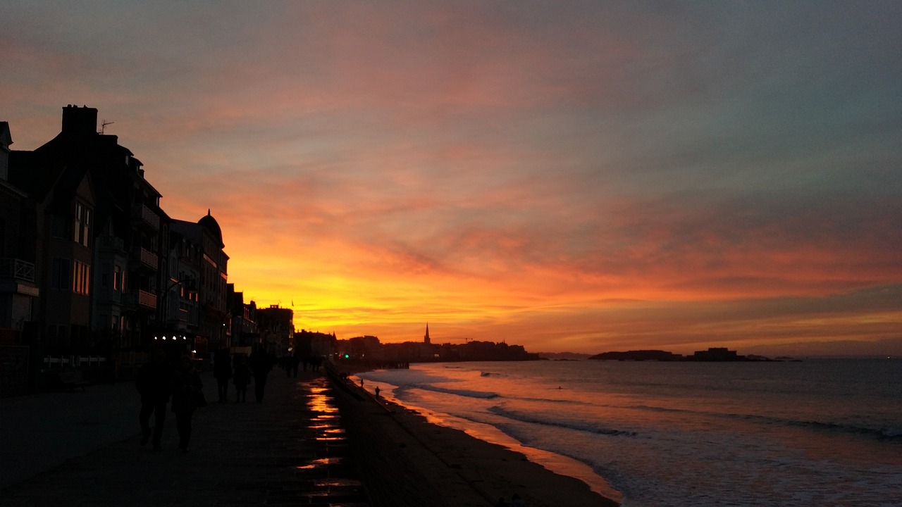 Image - saint malo sea sun evening