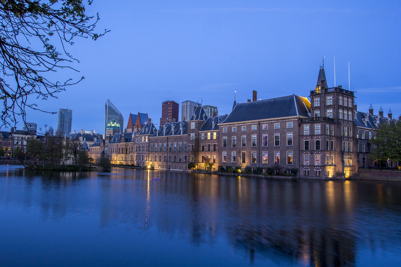 Image - the hague center courtyard evening