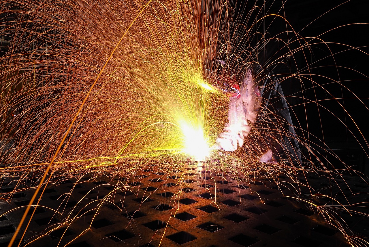 Image - welding welder bright sparks