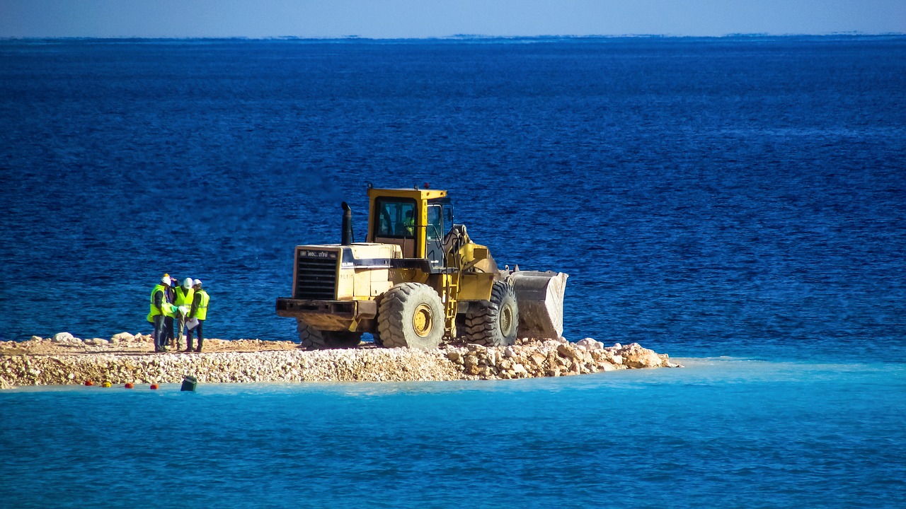 Image - bulldozer vehicle workers