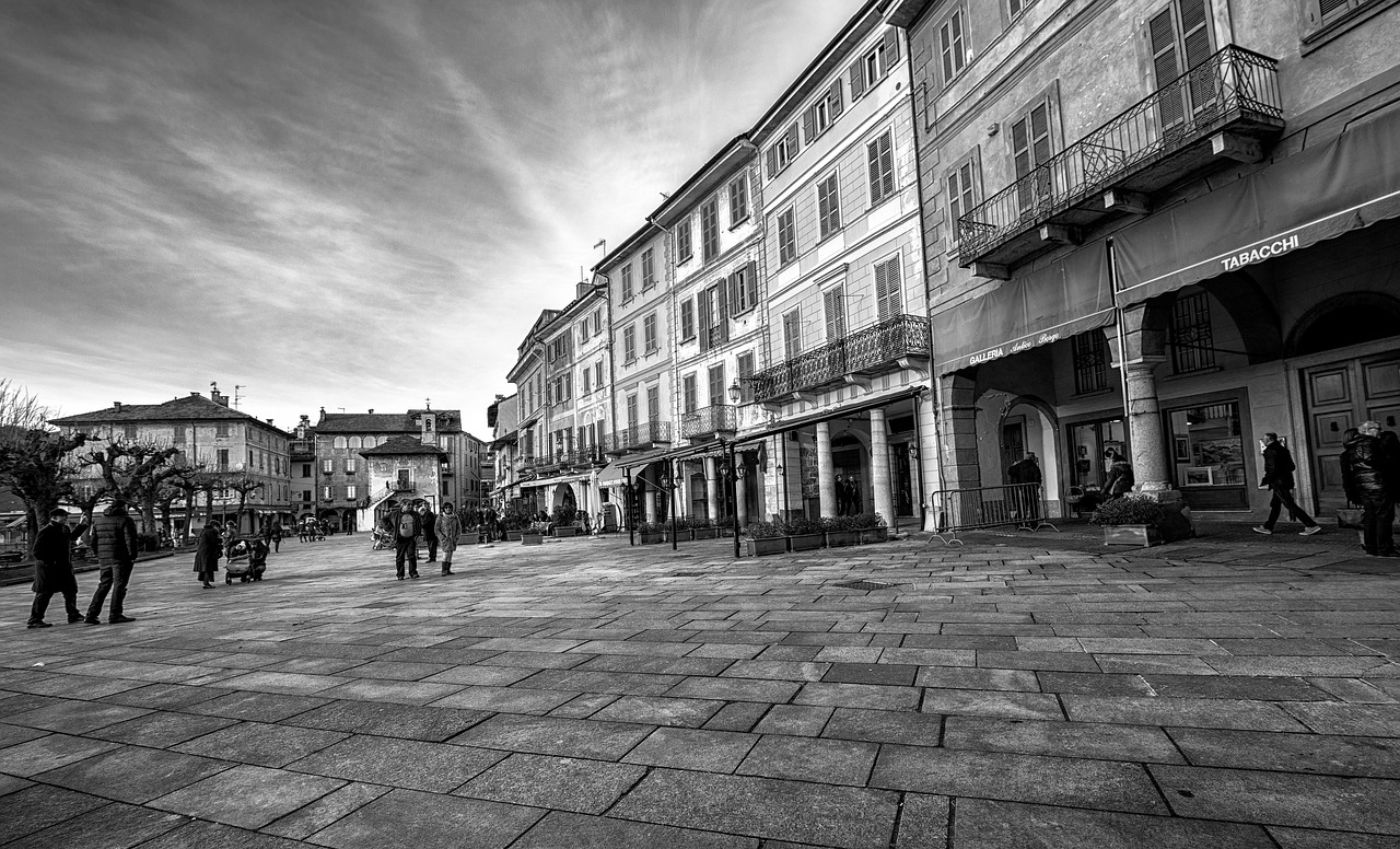 Image - city road pavement orta san giulio