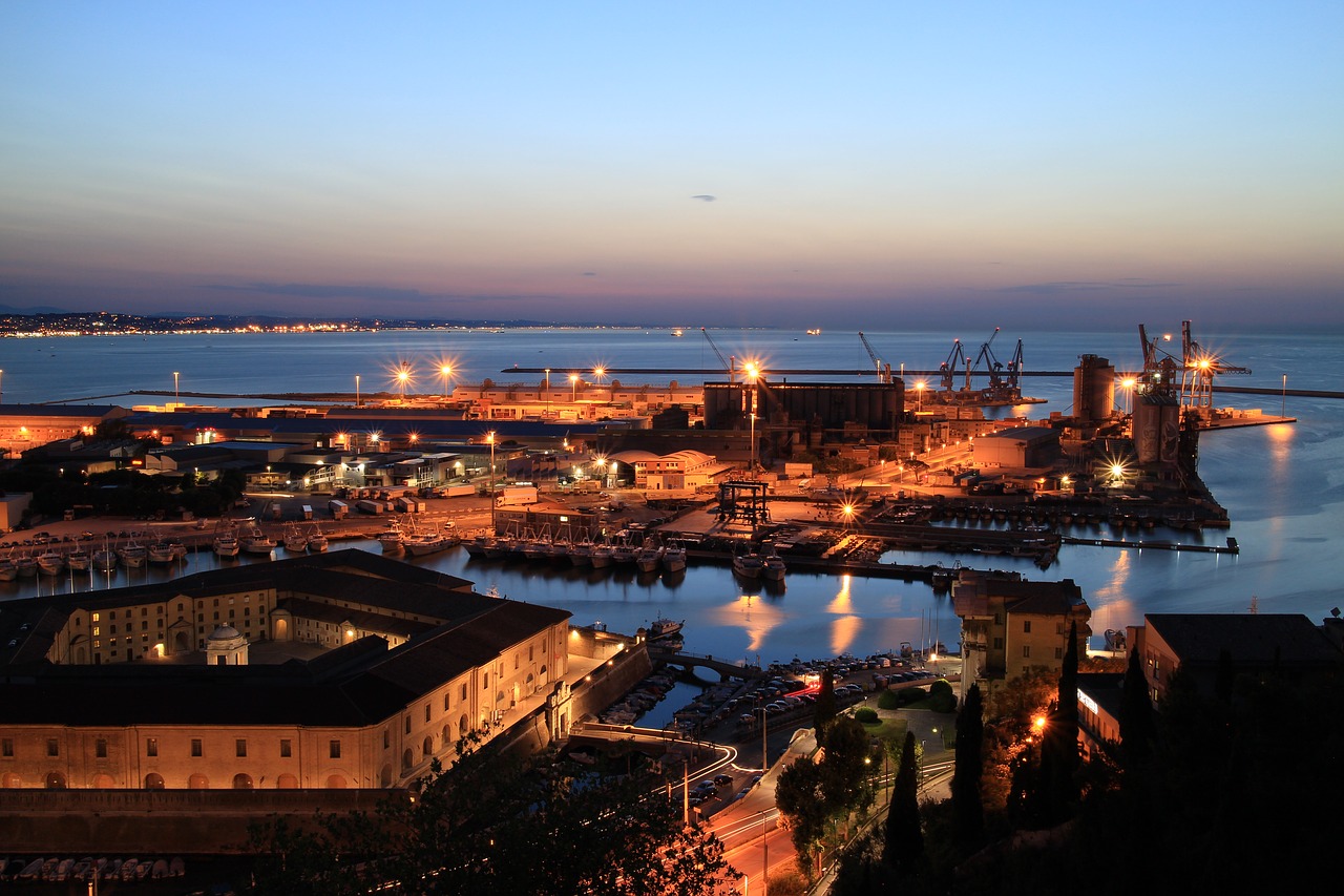 Image - ancon sea monument porto sunset