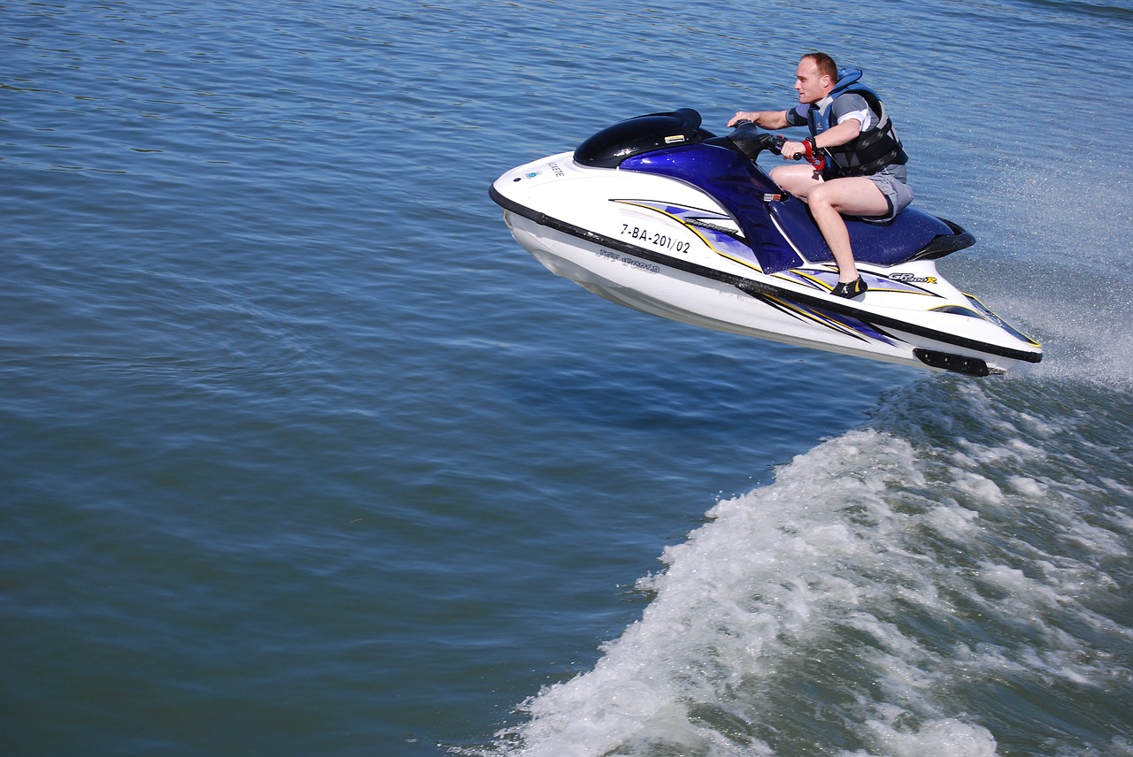 Image - jet ski water ebro river