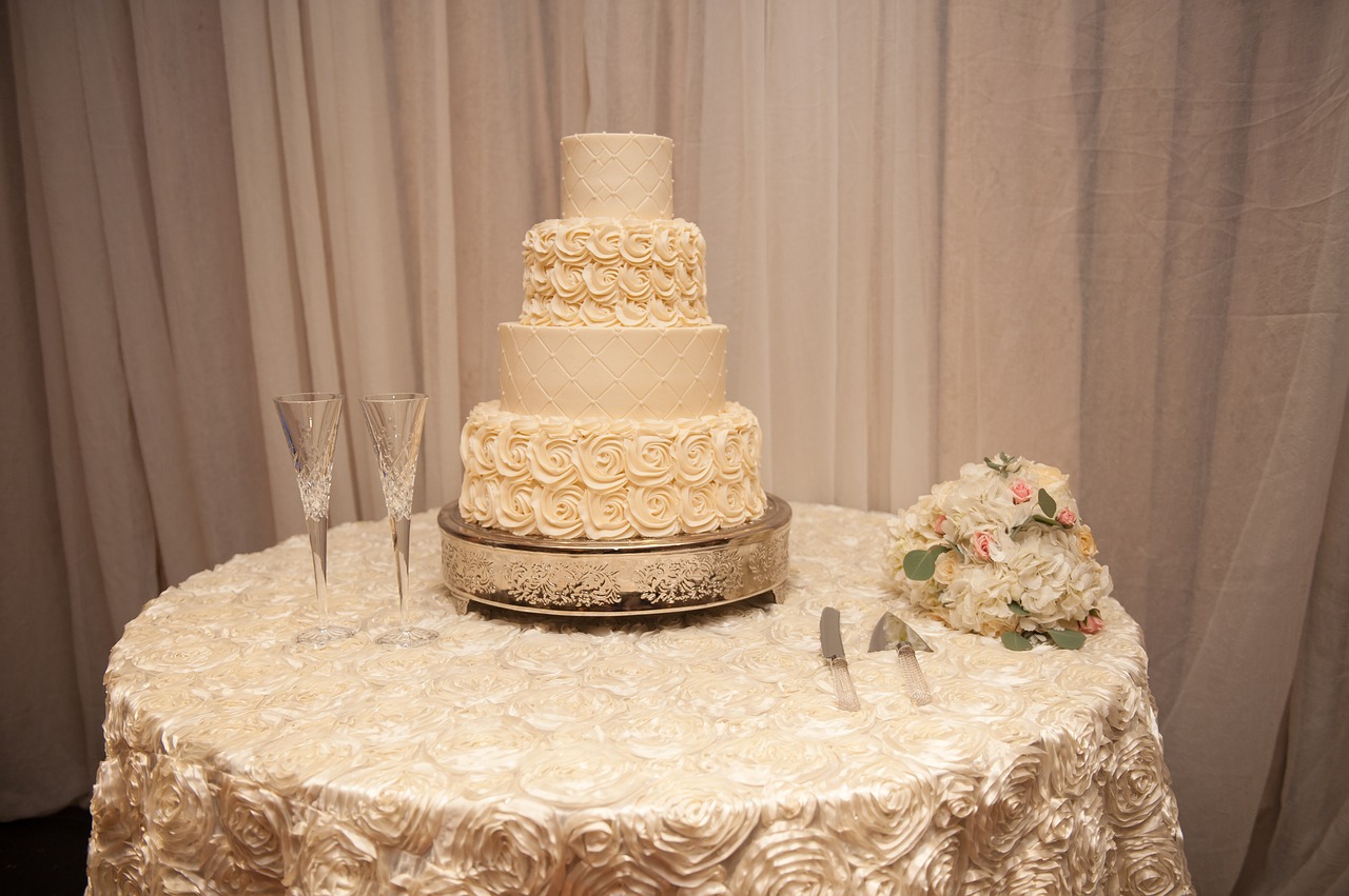 Image - wedding reception wedding cake