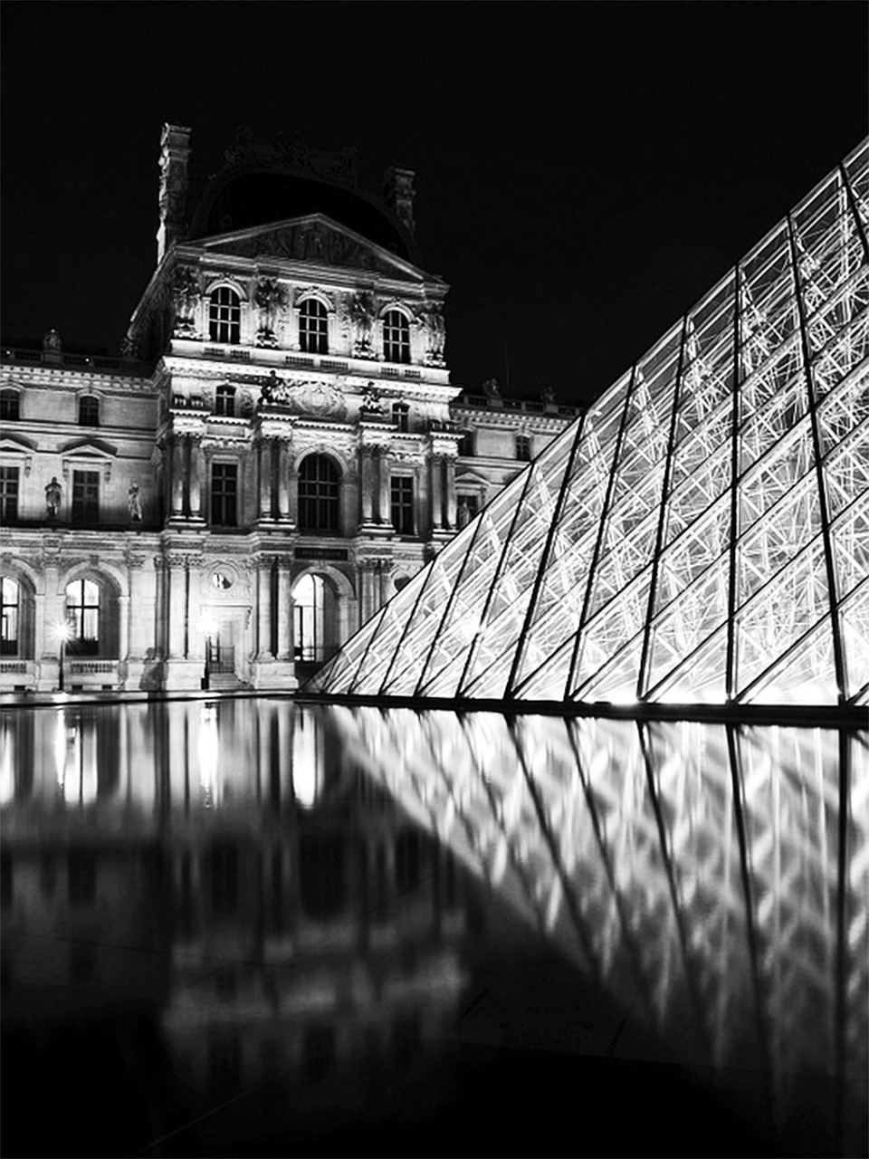 Image - museum pyramid light reflection