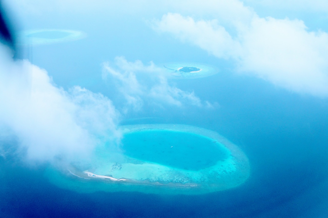 Image - maldives island blue water resort