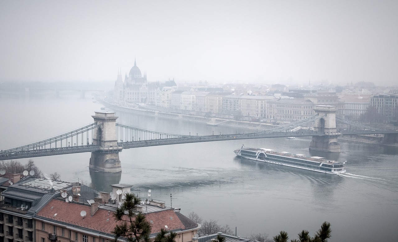 Image - budapest danube river city