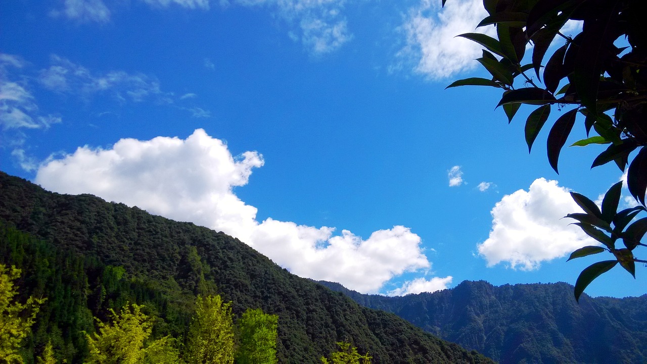 Image - xiling cloud mountain