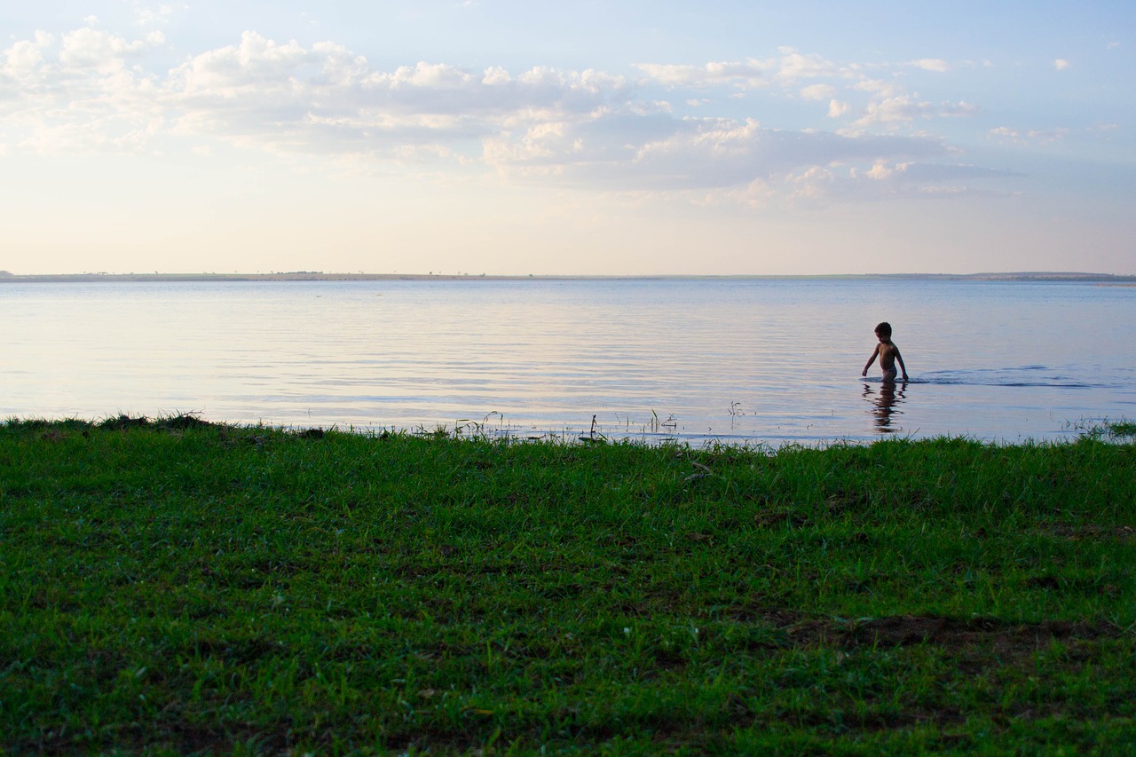 Image - rio grass sky boy child nature