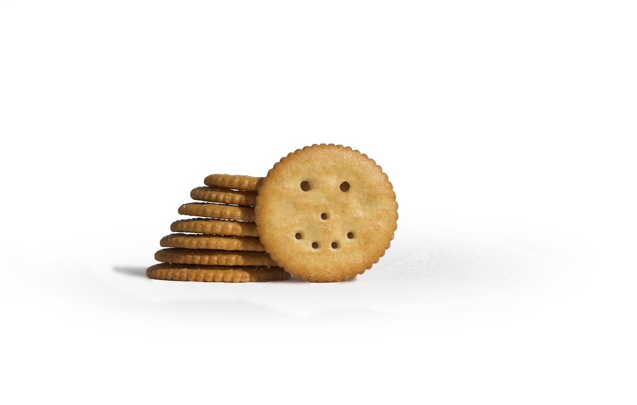 Image - crackers snack food crunchy smile