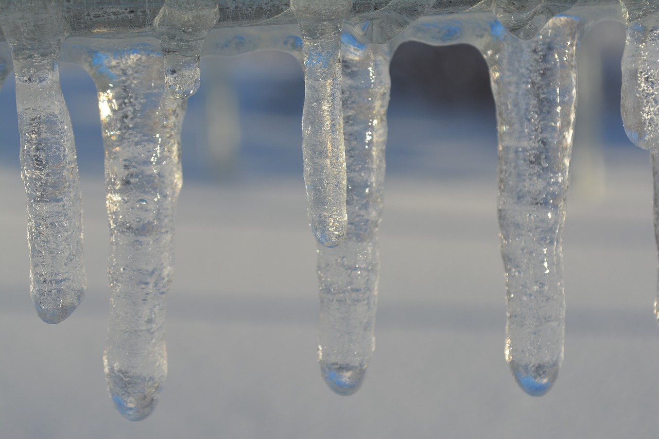 Image - drops winter cold ice water