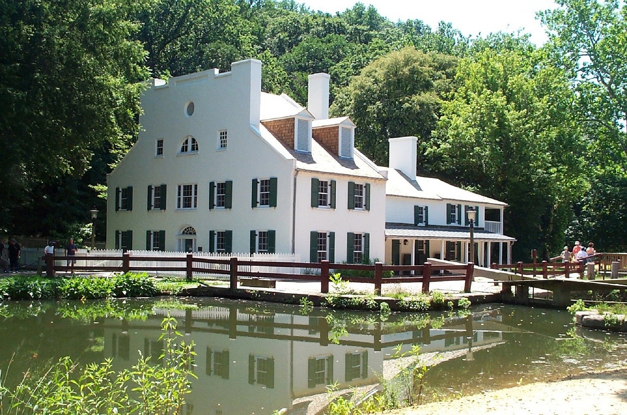 Image - great falls tavern historic