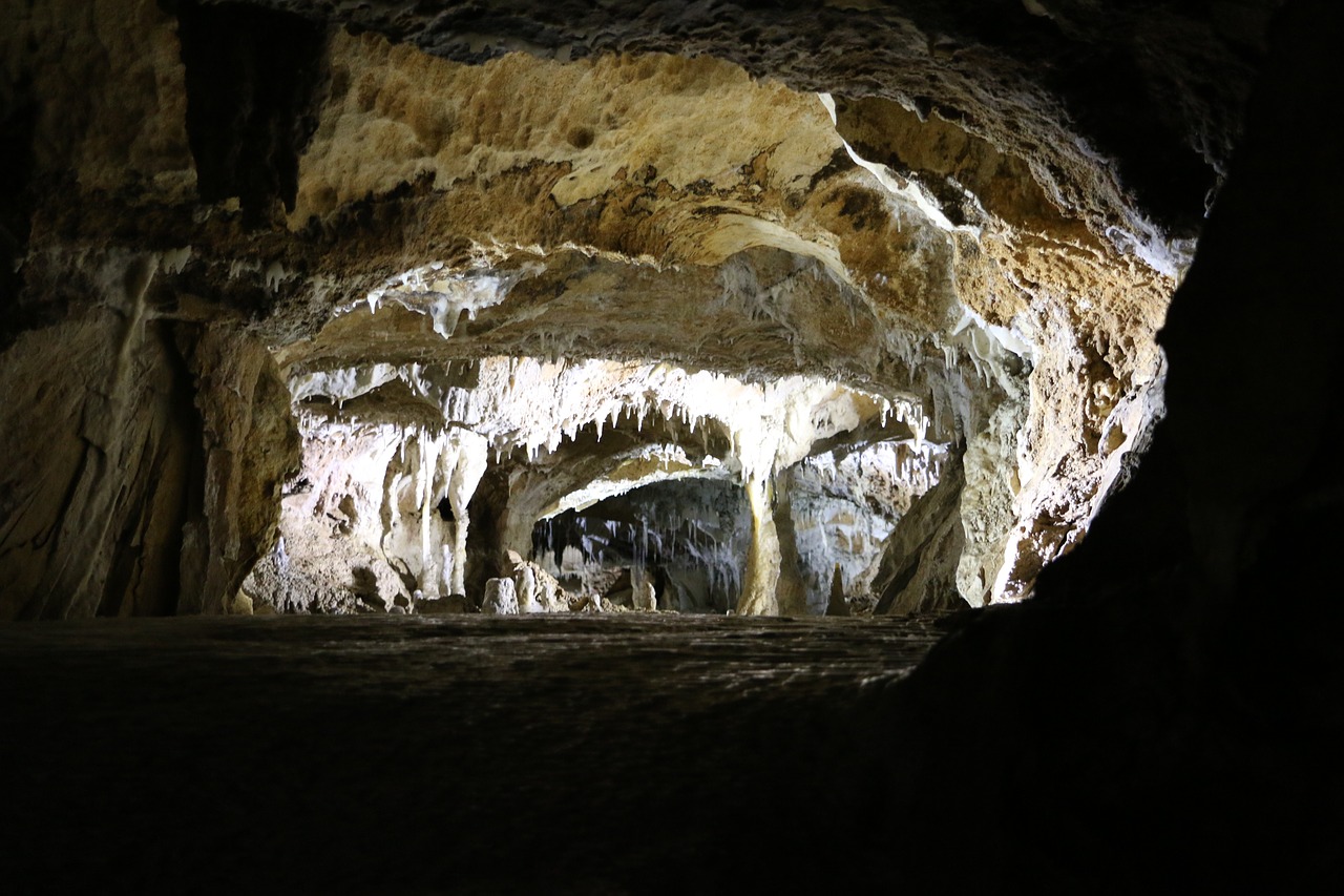 Image - grotto provence miracle