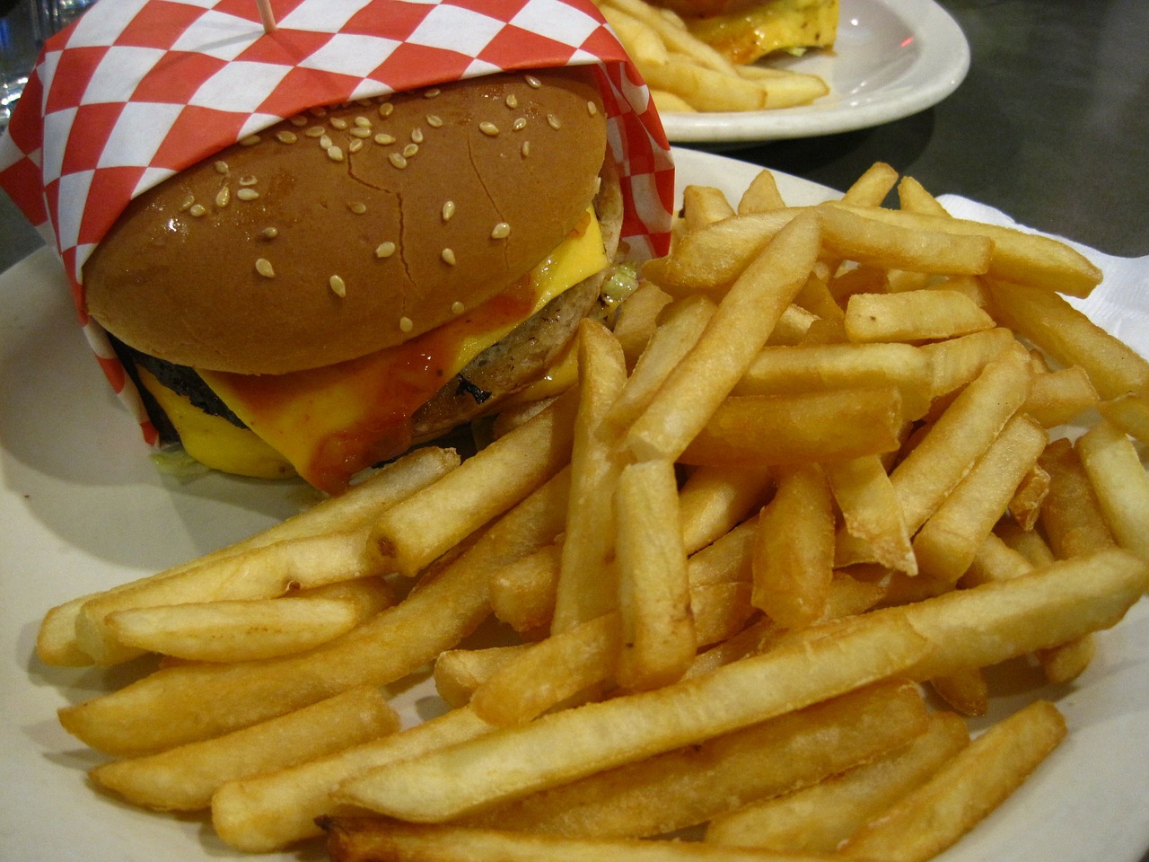 Image - hamburger cheeseburger burger fries