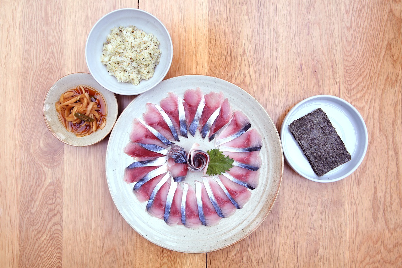Image - mackerel times konsyap sushi set