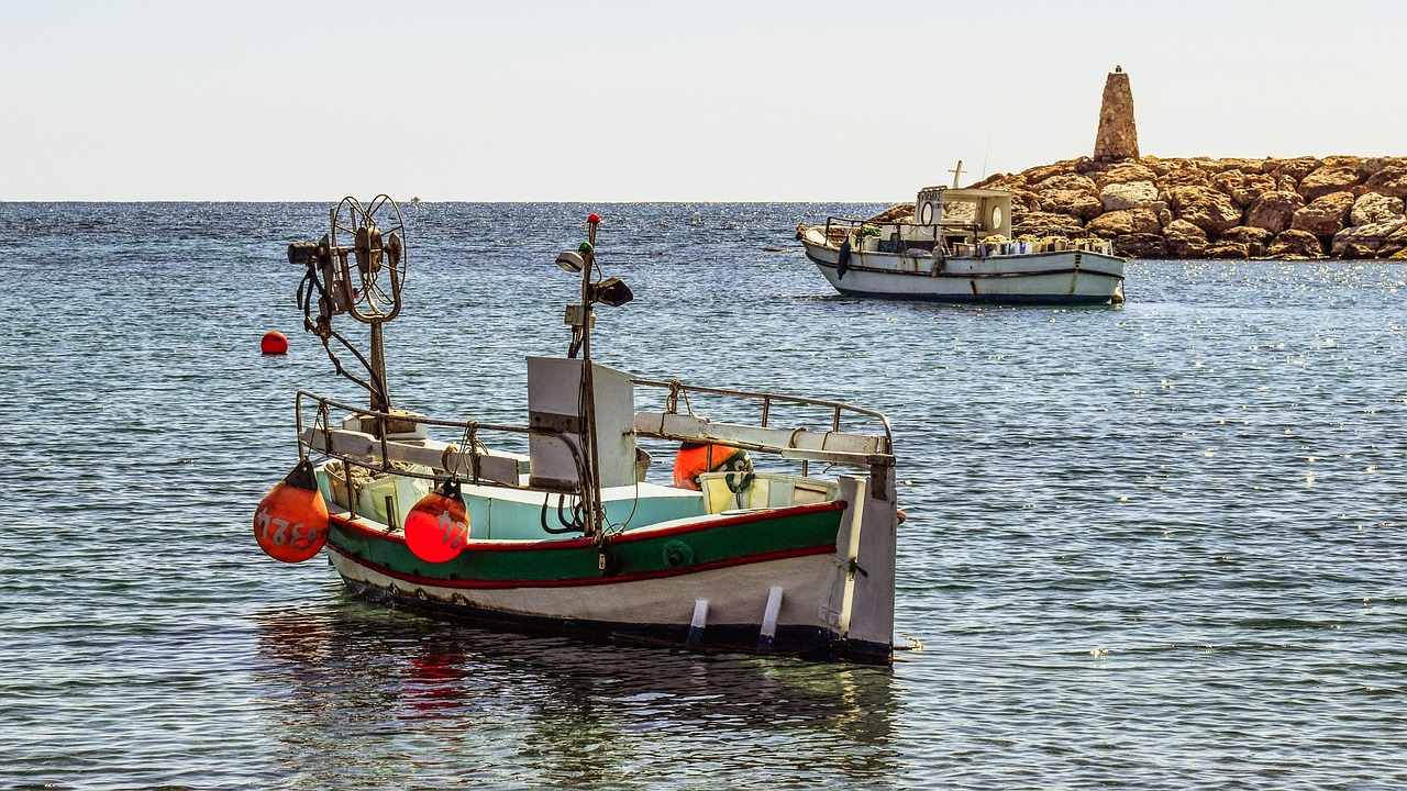 Image - boat harbor fishing shelter sea