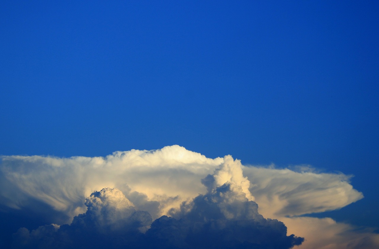 Image - clouds white dense background