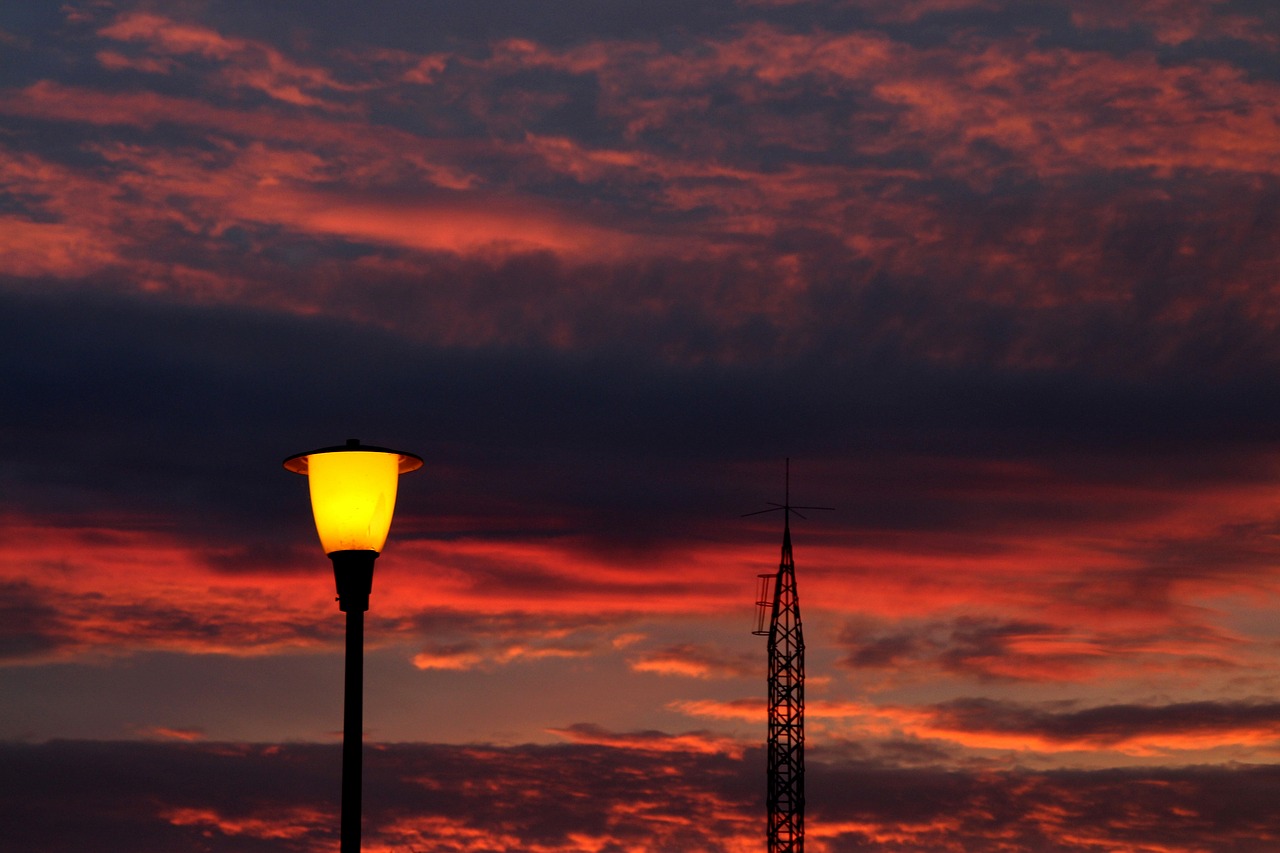 Image - sunrise lantern sky red cloud