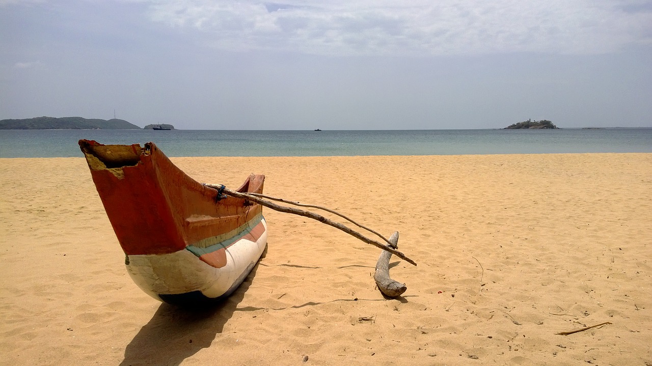 Image - sri lanka beach holiday boot