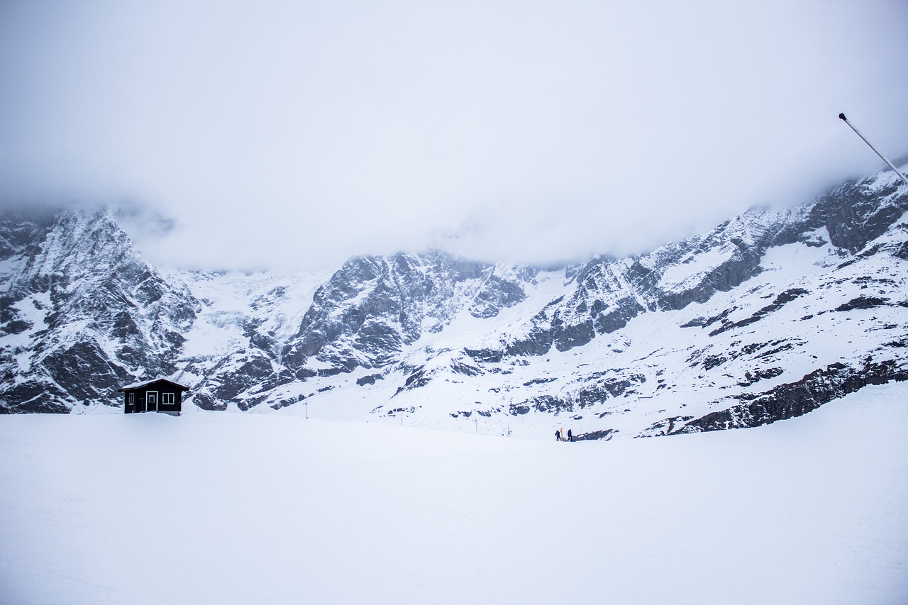 Image - cervinia italy alps house