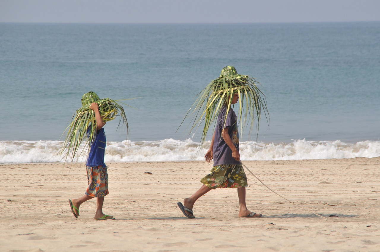 Image - beach hats hat sea summer water