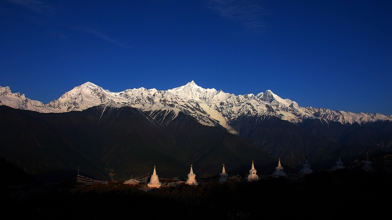 Image - snow mountain meili snow mountain