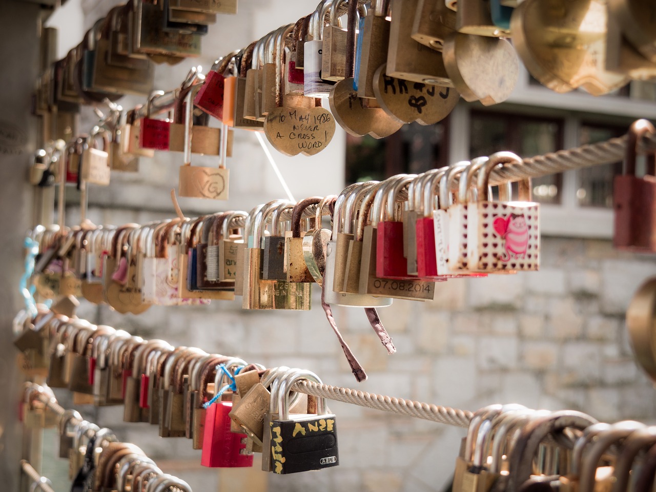 Image - love city bridge