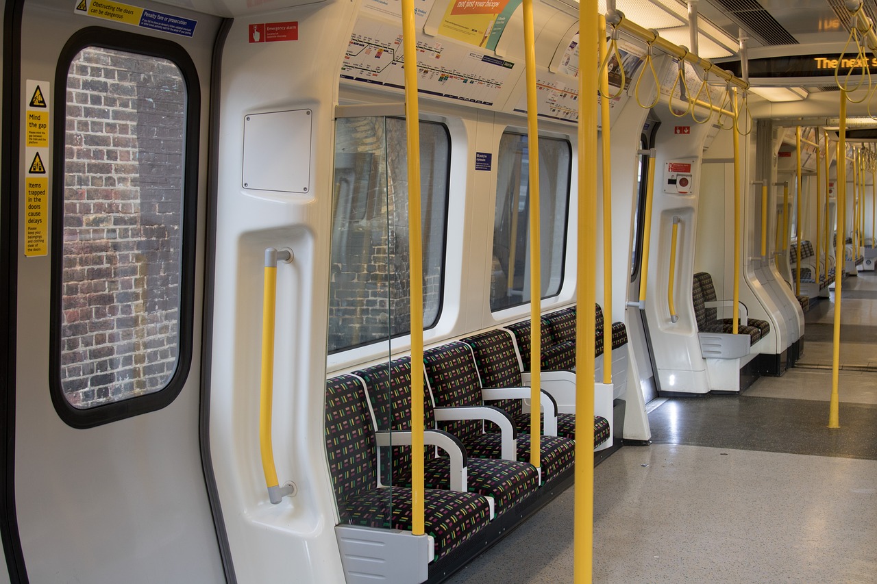 Image - london underground tube underground