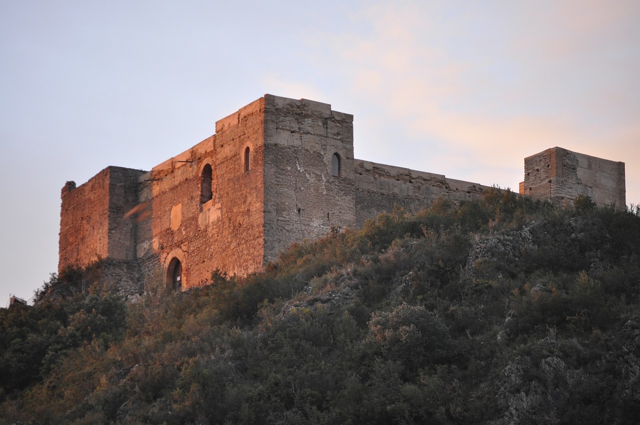 Image - castle holiday moors ruin spain