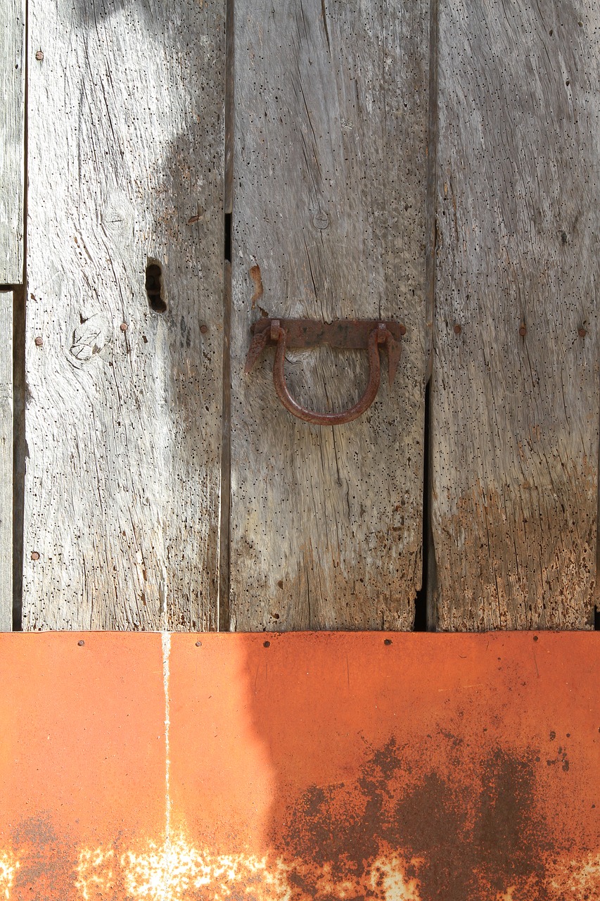 Image - door wood orange entry lock