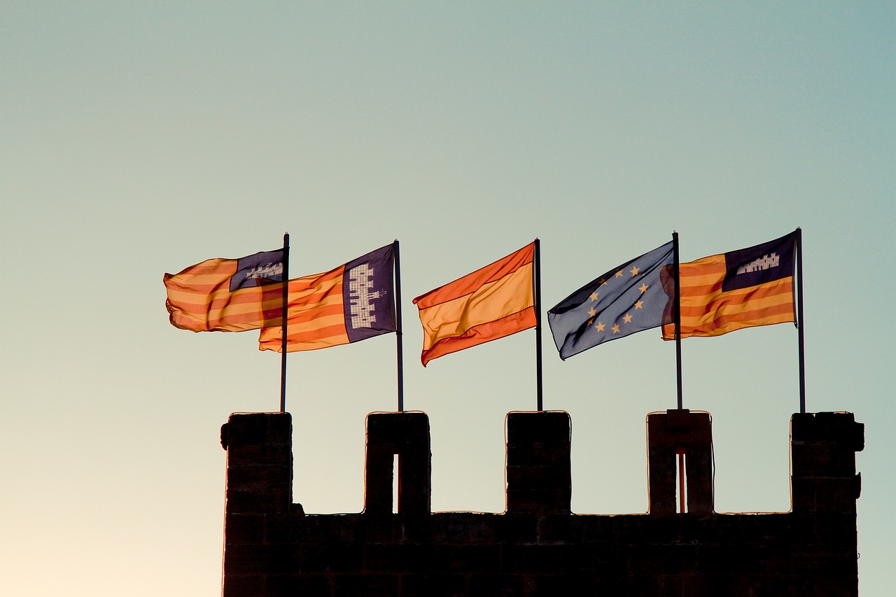 Image - flag spain castle spanish flag