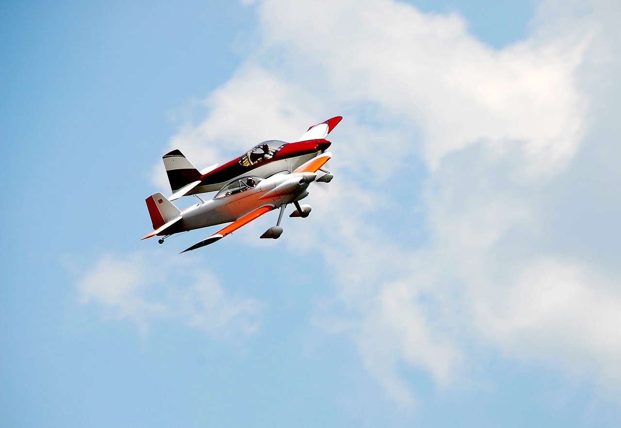 Image - stunt planes airplane aircraft