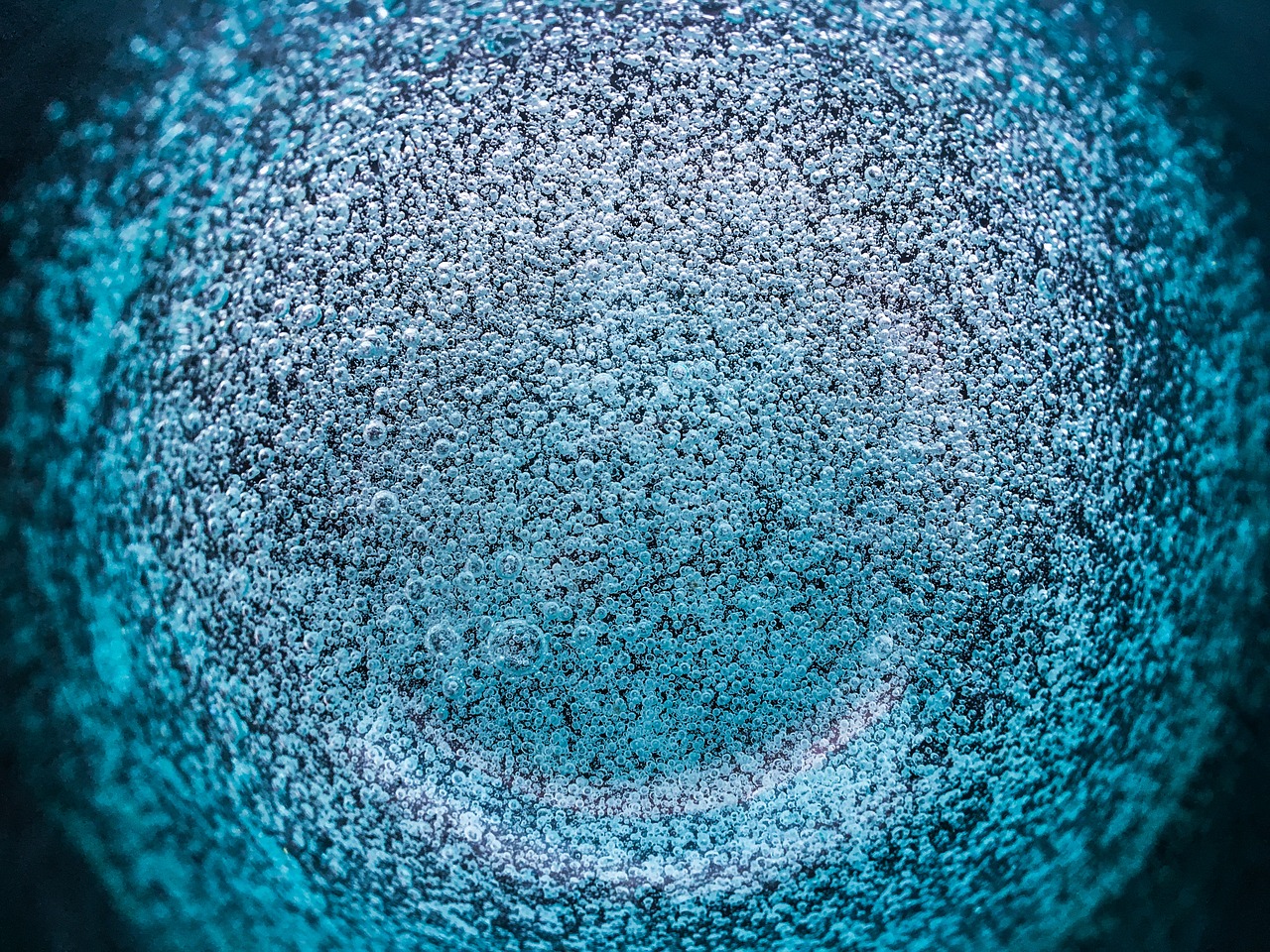 Image - bubbles water abstract blue macro