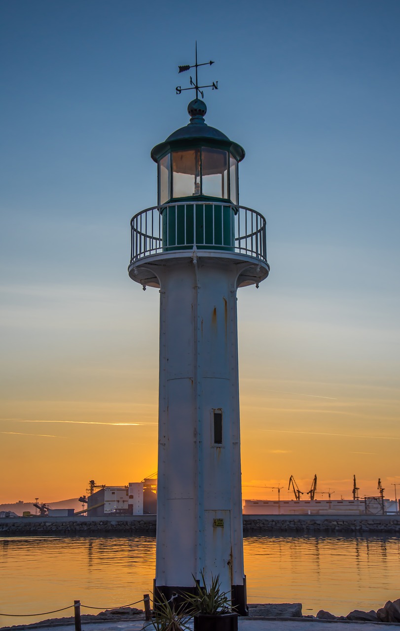 Image - lighthouse beacon port light sea