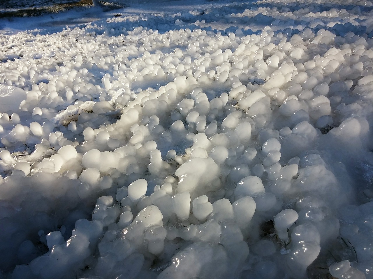 Image - ice lake balaton winter